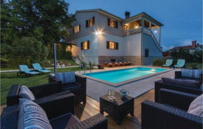 4 Bedroom Cozy Home In Jakacici